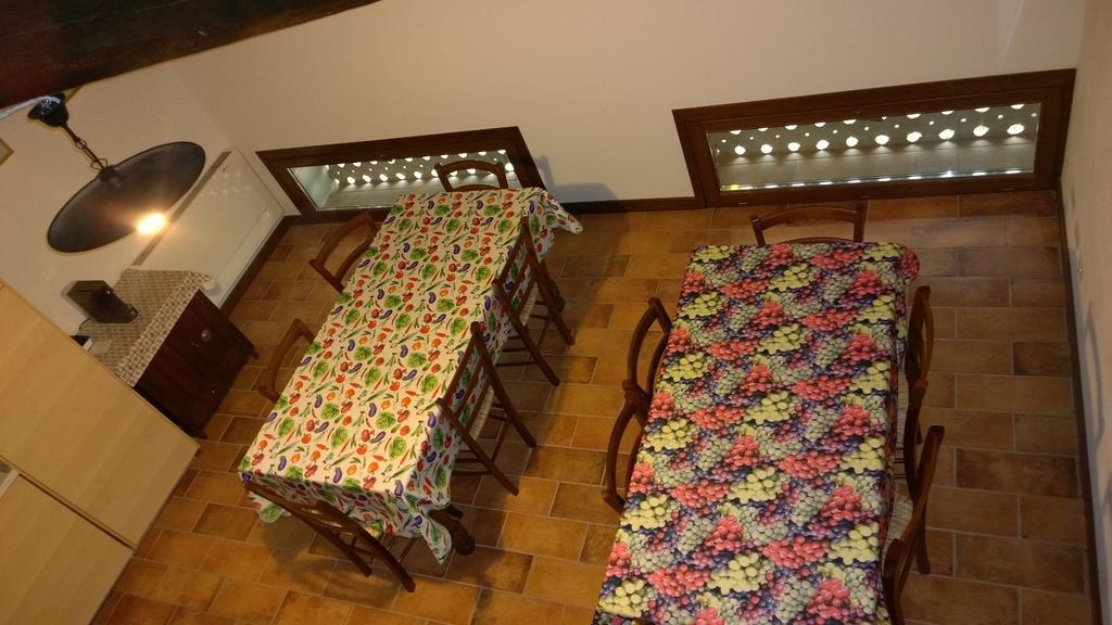 La Vigna Dei Peri Villa Quattro Castella Exteriör bild